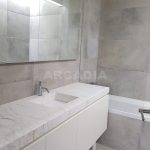 Moradia-Terrea-V4-em-Braga-Arcadia-Imobiliaria-WC-servico-grande