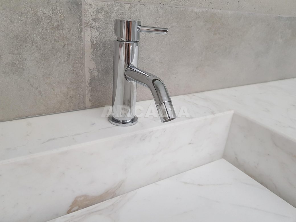 Moradia-Terrea-V4-em-Braga-Arcadia-Imobiliaria-WC-servico-grande-lavatorio