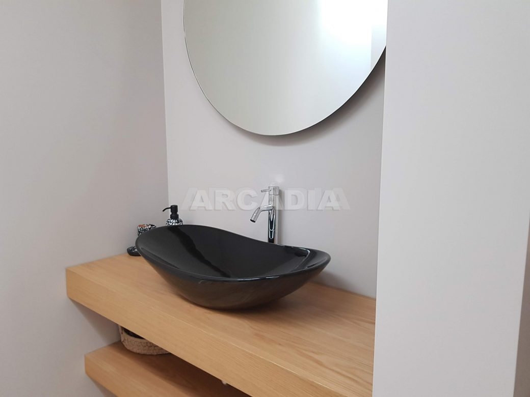 Moradia-Terrea-V4-em-Braga-Arcadia-Imobiliaria-WC-servico-lavatorio