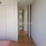 Moradia-Terrea-V4-em-Braga-Arcadia-Imobiliaria-quarto-entrada