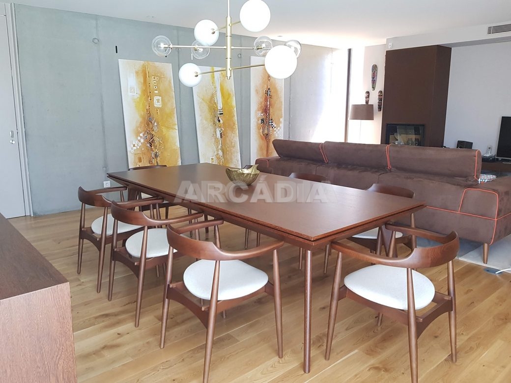 Moradia-Terrea-V4-em-Braga-Arcadia-Imobiliaria-sala-de-jantar