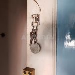 Predio-Para-Restauro-no-Centro-da-Cidade-de-Braga-detalhe-chaves