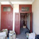 Predio-Para-Restauro-no-Centro-da-Cidade-de-Braga-sala-2-andar-portas