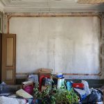 Predio-Para-Restauro-no-Centro-da-Cidade-de-Braga-sala-principal-1-andar-parede