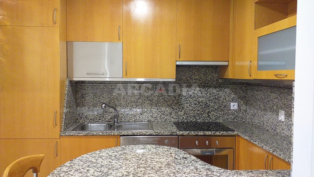 T2-Para-Arrendar-ao-Lado-da-Se-7-cozinha
