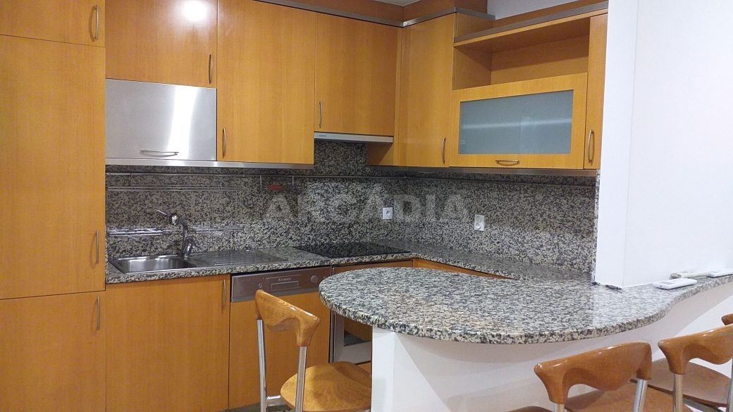 T2-Para-Arrendar-ao-Lado-da-Se-9-cozinha